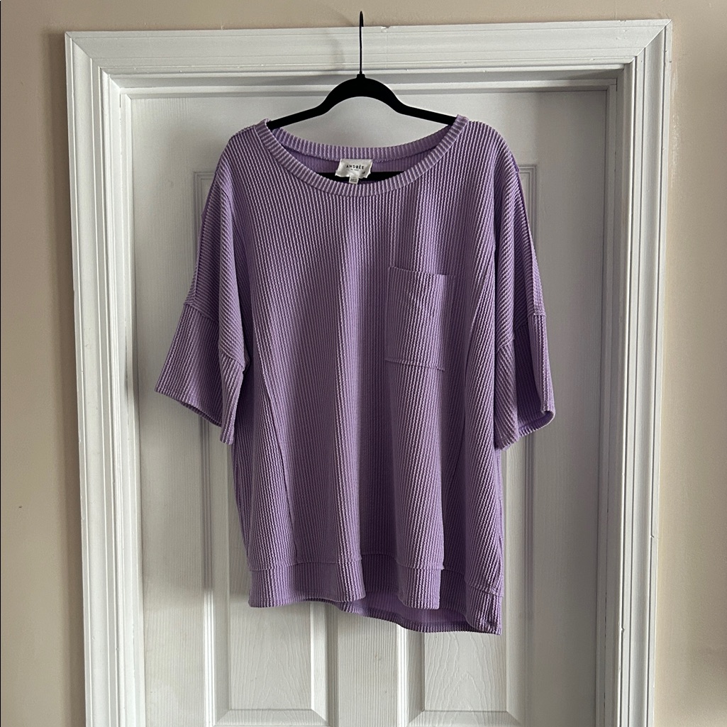 Andree By Unit Lavender Ribbed Pocket Short Sleeve Top